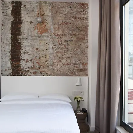 9Hotel Central Brussels Room photo